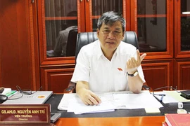 Xúc động: Giáo sư Nguyễn Anh Trí nghỉ hưu, nhiều người rơi nước mắt