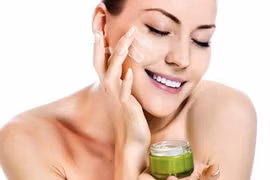 Mua kem dưỡng ẩm loại nào tốt, phù hợp với từng loại da?