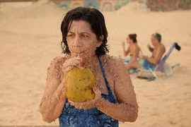 Mắc bệnh lạ, người phụ nữ nổi bong bóng thịt khắp người 