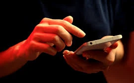 Bất cẩn lưu bức ảnh này trong điện thoại, 350 triệu tiền tài khoản biến mất