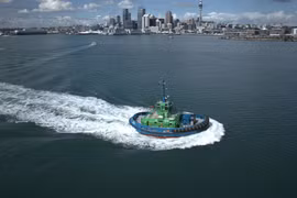 Chiêm ngưỡng tàu điện đầu tiên trên thế giới của Đóng tàu Sông Cấm 