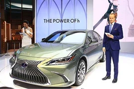 Xe sang Lexus đăng cấp hơn với hybrid tại VMS 2018 