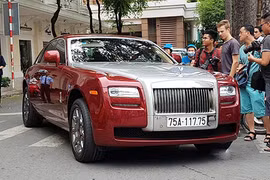 Rolls-Royce Ghost rao bán 11 tỷ đồng về tay đại gia Huế