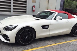 Siêu xe Mercedes-AMG GT Roadster hơn 10 tỷ về Việt Nam