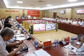 Nghệ An: Cán bộ huyện bỏ về giữa cuộc họp trực tuyến