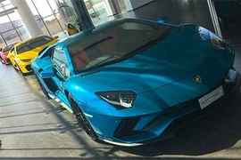 "Đột nhập" showroom siêu xe Lamborghini lớn nhất thế giới 