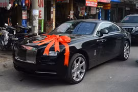 Chồng đại gia hơn 19 tuổi tặng Rolls-Royce 30 tỷ cho Thu Ngân 