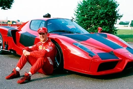 Rao bán siêu xe Ferrari Enzo của huyền thoại Michael Schumacher 