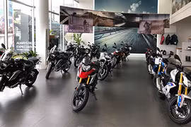 Loạt xe môtô BMW chính hãng “xuống giá” tại VN