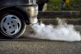 Dừng đăng kiểm ôtô không đáp ứng được mức khí thải