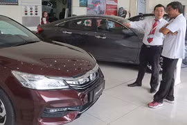 Loạt ôtô giảm giá gây chú ý tại thị trường Việt đầu 2018