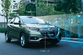 Honda “nhá hàng” xe giá rẻ HR-V facelift 2018