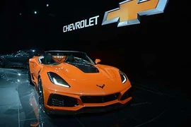 Siêu xe Chevrolet Corvette ZR1 "chốt giá" 21 tỷ đồng