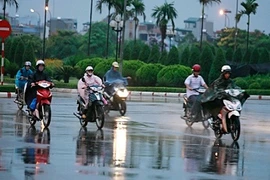 Thời tiết hôm nay 26/6: Bắc Bộ mưa, miền Trung nắng nóng