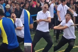 Cười té ghế với biểu cảm của các thánh kéo co