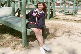 "Hot girl chân khoèo" làm gì ở xứ sở Kim Chi?