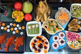 Chị em khoe mâm cỗ cúng ông Táo màu sắc khiến dân mạng ngưỡng mộ