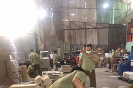 Đột nhập kho hàng gần 1.000 sản phẩm điện tử cũ hiệu Dakin, Panasonic, Hitachi, Fujitsu