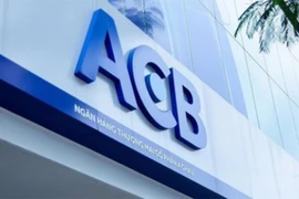 ACB lãi 6,4 nghìn tỷ đồng trong 6 tháng, giảm lãi suất cho vay đến 1%/năm