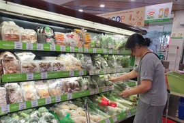 Động thái của người tiêu dùng sao sau vụ rau sạch dởm vào siêu thị?