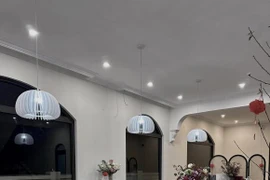 Diễn viên Quỳnh Lương gây sốt với nhà mới hiện đại