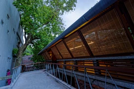 Báo Mỹ trầm trồ vì ngồi nhà gạch mộc độc đáo ở Hà Nội