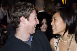 Mối lương duyên của vợ chồng ông chủ Facebook và hôn nhân viên mãn