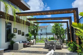 Tận mục biệt thự 35 tỷ của ca sĩ Quách Thành Danh