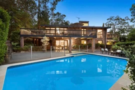 Quán quân Olympia Lê Vũ Hoàng sở hữu biệt thự 1.000m2 ở Úc