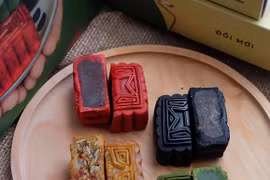 Bánh Trung thu của Highland và Phúc Long có gì đặc biệt?