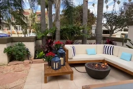 MC Kỳ Duyên sở hữu biệt thự ven biển hoành tráng