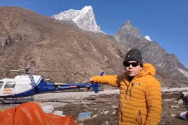 Khoa Pug vung tiền không tiếc tay 