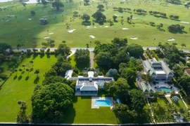 Loạt dinh thự sang trọng đến cục triệu đô của tỷ phú Jeff Bezos