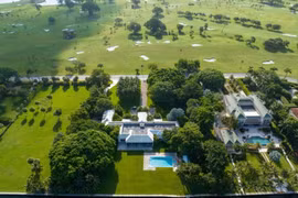 Loạt dinh thự sang trọng đến cục triệu đô của tỷ phú Jeff Bezos