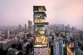 Vào xem dinh thự của gia đình tỷ phú giàu nhất châu Á Mukesh Ambani