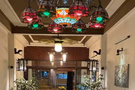 Cận cảnh cơ ngơi của ca sĩ Quang Linh ở tuổi U60