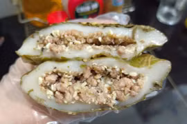 Độc lạ bánh trứng kiến