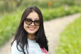 Vợ bầu Kiên vẫn trẻ đẹp quên tuổi sau biến cố gia đình 