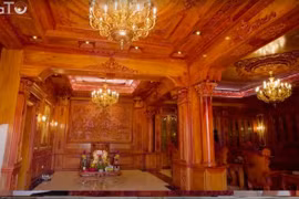 Biệt thự gỗ gõ đỏ độc nhất tại Việt Nam