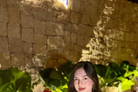 Vào xem ngôi nhà 4 tầng của diễn viên Lê Ngọc Trinh