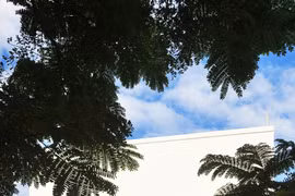 Nhà hướng Tây “không sợ nóng” vì sử dụng tường gạch thông gió