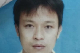 Đòi kiểm tra phòng để tìm vợ, bị quản lý nhà trọ đâm chết