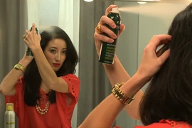 Bí quyết dùng dầu gội khô hiệu quả ngày mưa ẩm