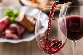 Uống loại nước này thường xuyên dễ gây ung thư vú