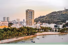 Nguồn vốn Hodeco mua hơn 4 triệu cổ phiếu HUB từ đâu?