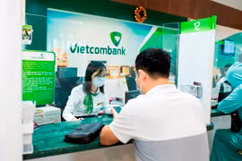 Vietcombank giảm lãi suất huy động, kỳ vọng mặt bằng sẽ giảm tiếp nhờ chi phí vốn giảm?