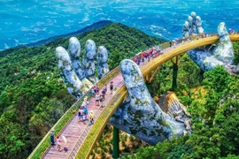 Các công ty du lịch tất bật chốt tour lễ 30/4 - 1/5 