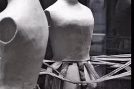 Rùng mình bí mật mẫu váy từng giết chết hơn 3.000 phụ nữ