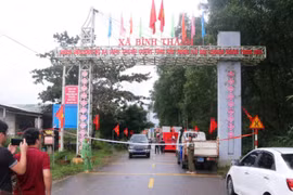 Huế: Tìm kiếm 2 nạn nhân cùng xe chở rác rơi xuống sông