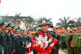 Thanh niên Bắc Trung Bộ nô nức ngày hội tòng quân